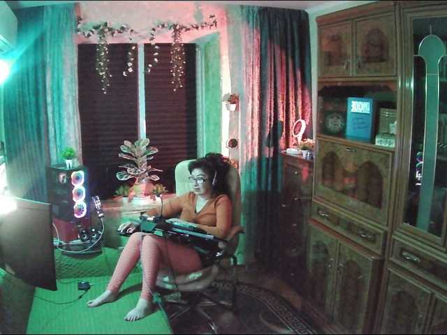 Margarita33's BongaCams show and profile