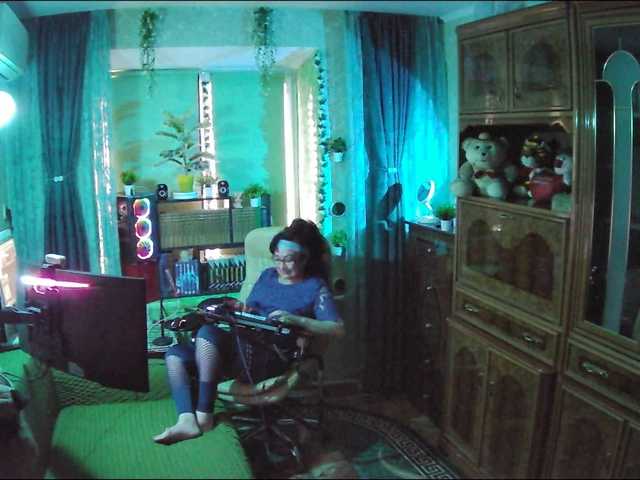 Margarita33's BongaCams show and profile