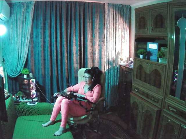 Margarita33's BongaCams show and profile