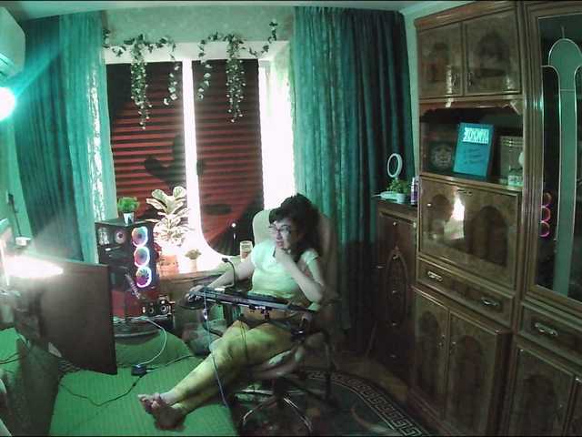 Margarita33's BongaCams show and profile