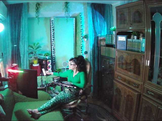 Margarita33's BongaCams show and profile