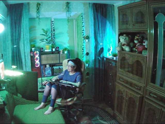 Margarita33's BongaCams show and profile