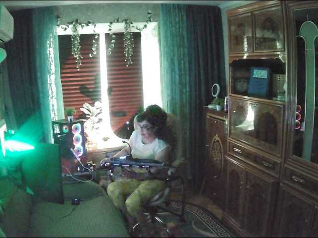 Margarita33's BongaCams show and profile