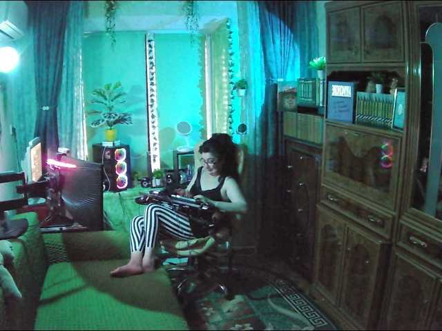 Margarita33's BongaCams show and profile