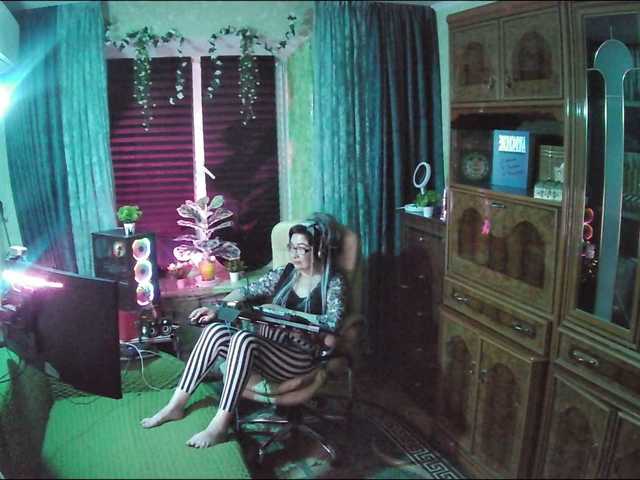 Margarita33's BongaCams show and profile