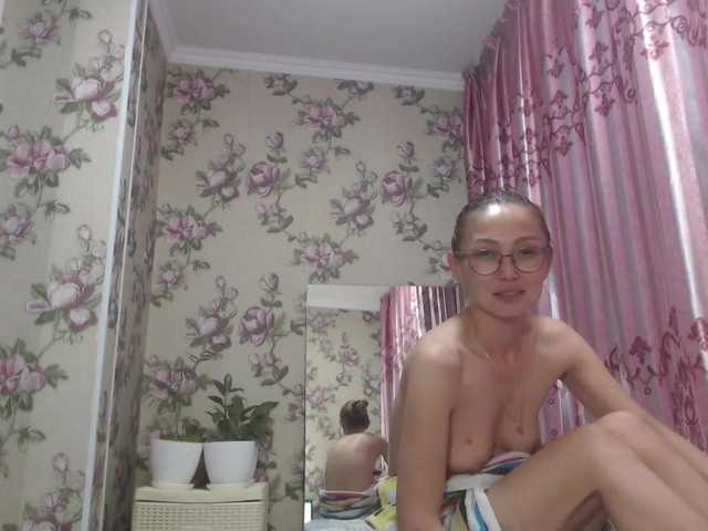 LiliToli1 on BongaCams 