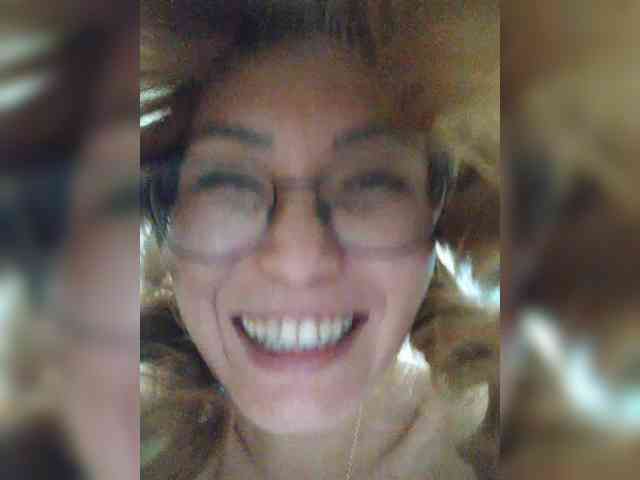 LiliToli1 webcam