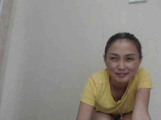 LiliToli1 webcam