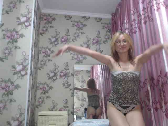 xxx live cam LiliToli1