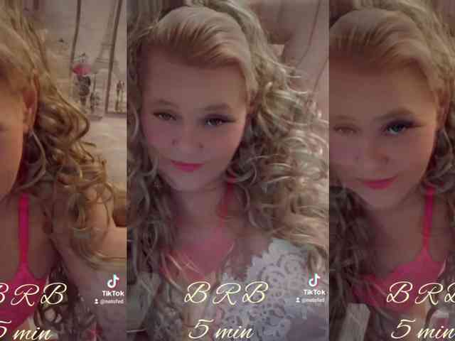 ChristieRoses webcam
