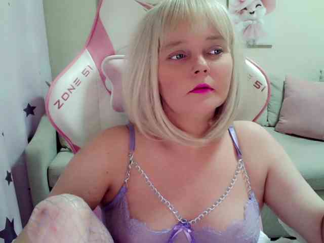 private live sexshow ChristieRoses