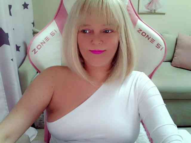 ChristieRoses ChristieRoses