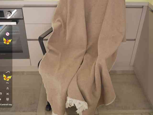 kistochkaa Live Webcam on BongaCams