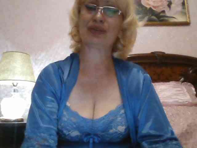 Модель: _mamasita_