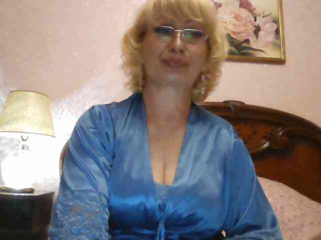 voyeur nude Ur-Mami