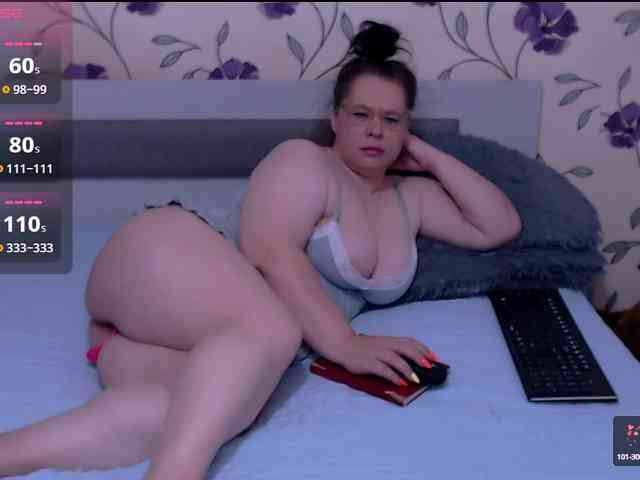 NatashaDivyne webcam
