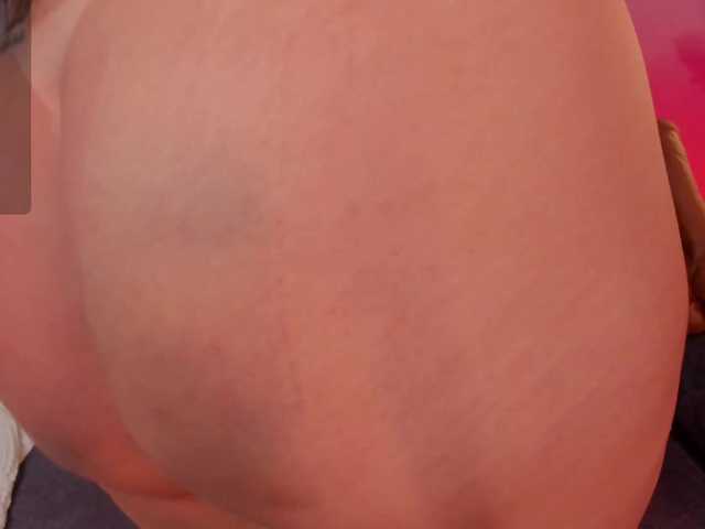 EllieMitchell from BongaCams is Freechat