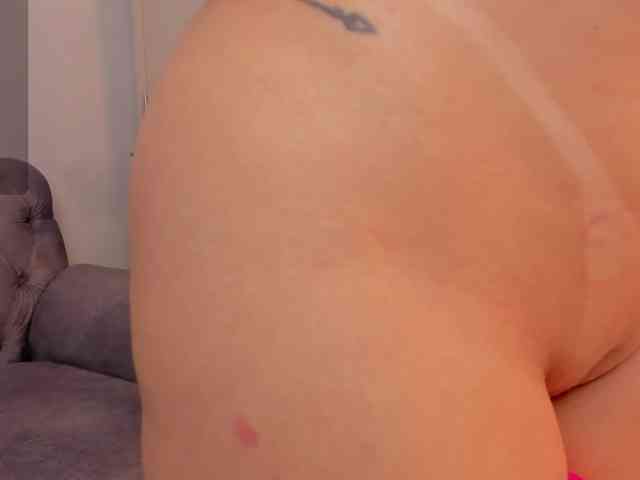 EllieMitchell webcam