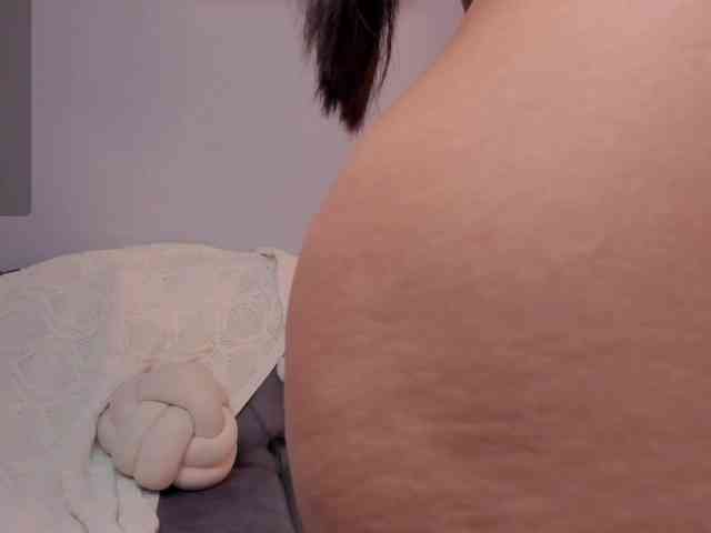 EllieMitchell webcam