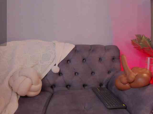 EllieMitchell webcam