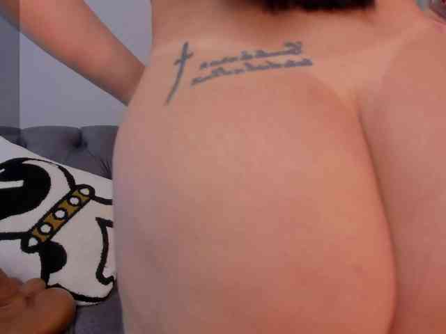 EllieMitchell webcam