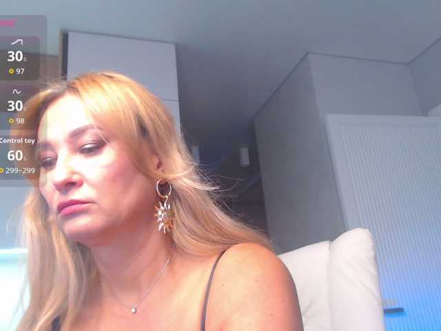 hold-me-tight's BongaCams show and profile