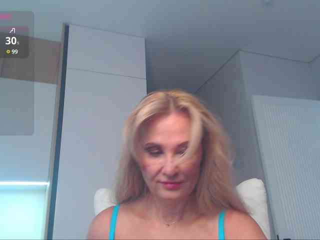 hold-me-tight webcam