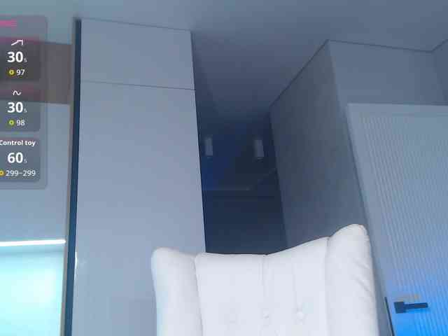 hold-me-tight webcam