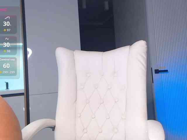 hold-me-tight webcam