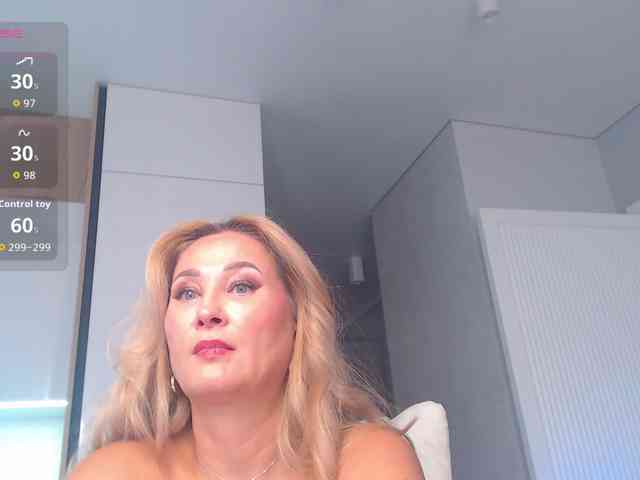 hold-me-tight webcam