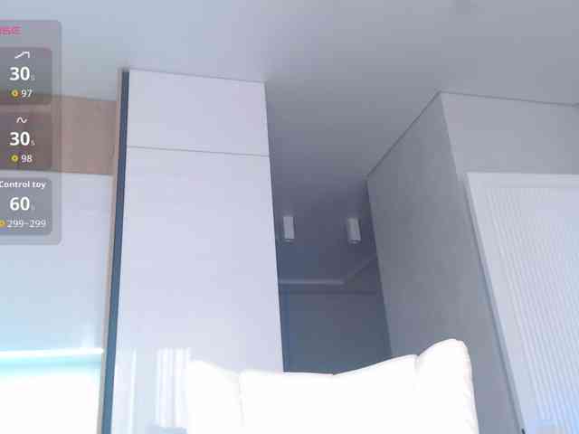 hold-me-tight webcam