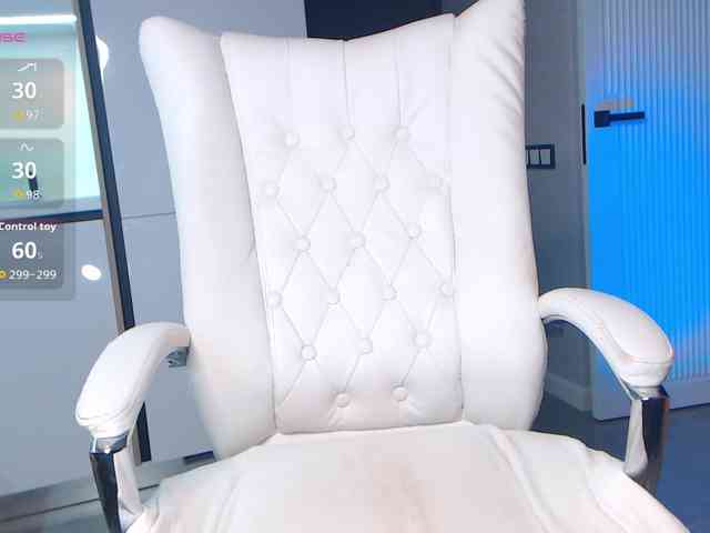 hold-me-tight webcam