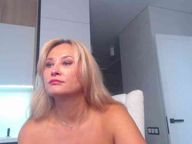 cam chat Hold-me-tight