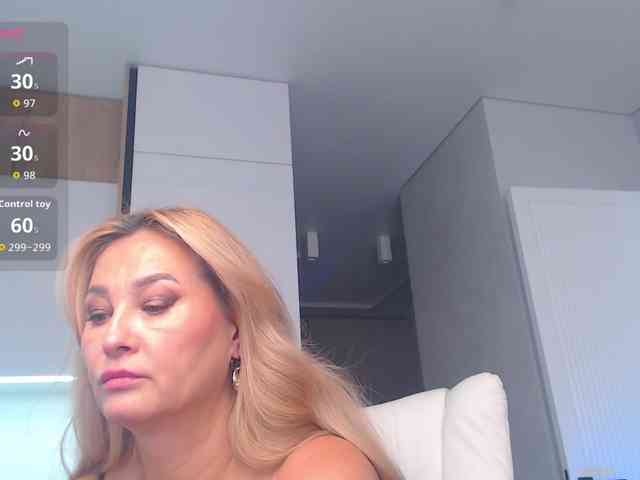 hold-me-tight webcam