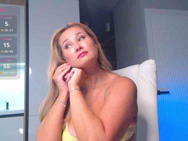 hold-me-tight webcam