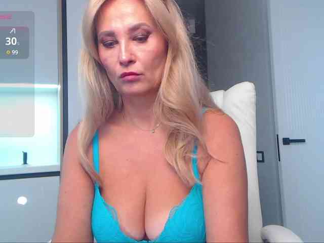 hold-me-tight webcam