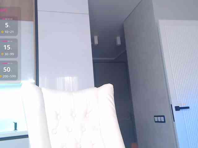 hold-me-tight webcam