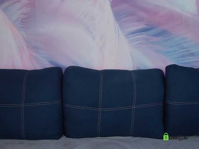 TouchMeNow's BongaCams show and profile