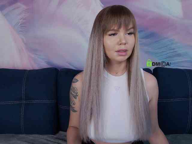 TouchMeNow webcam
