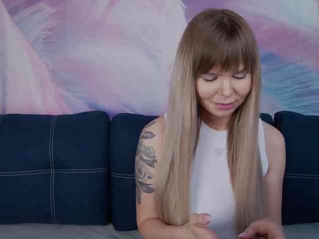 TouchMeNow webcam