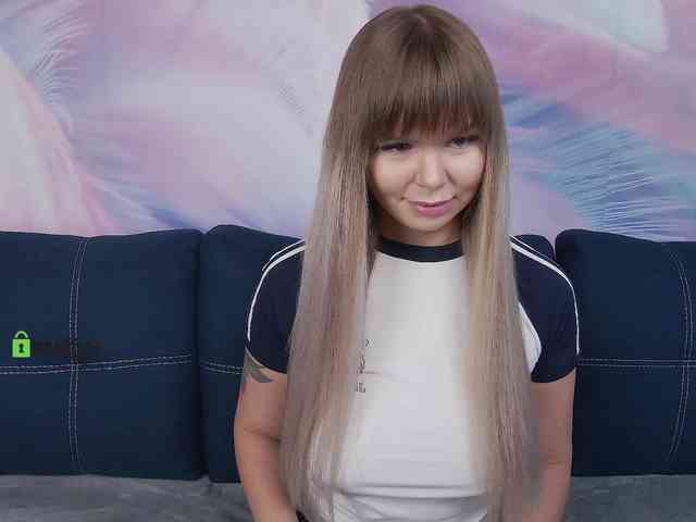 TouchMeNow webcam