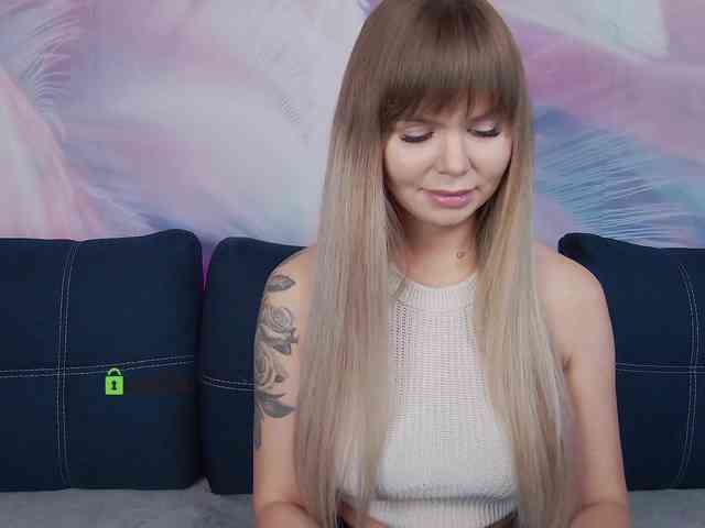 TouchMeNow webcam