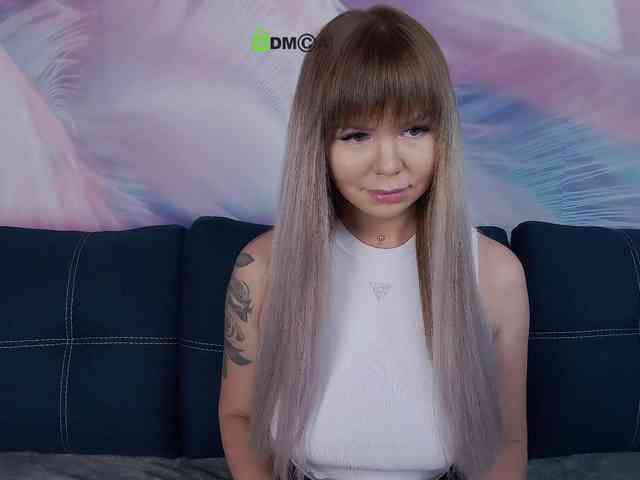 TouchMeNow webcam