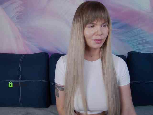 TouchMeNow webcam