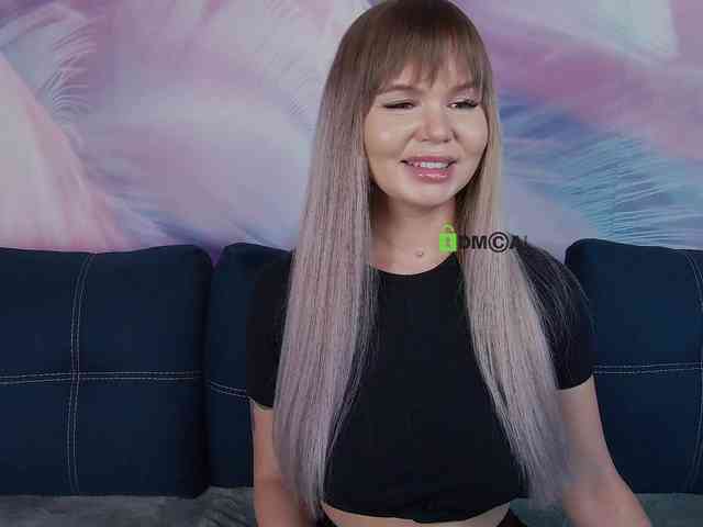 TouchMeNow webcam