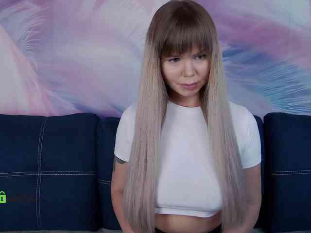 TouchMeNow webcam
