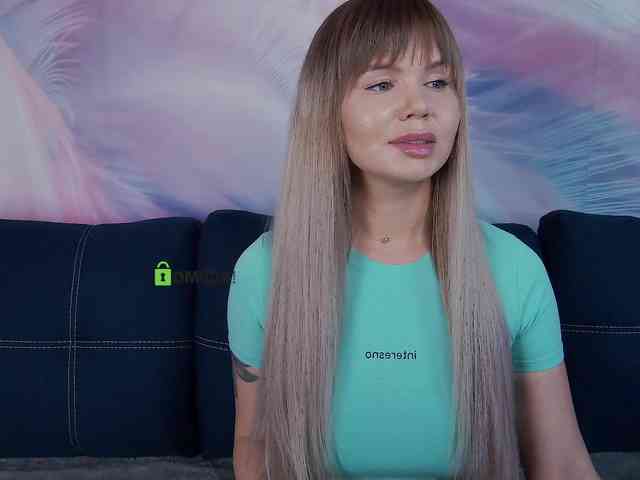 TouchMeNow webcam