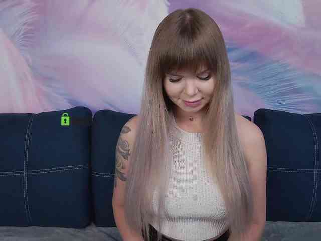 TouchMeNow webcam