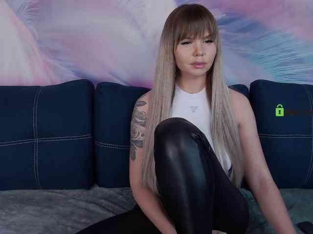 TouchMeNow webcam