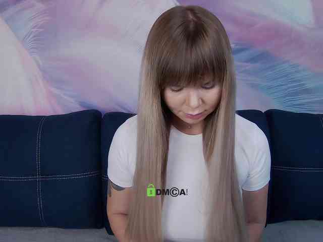 TouchMeNow webcam